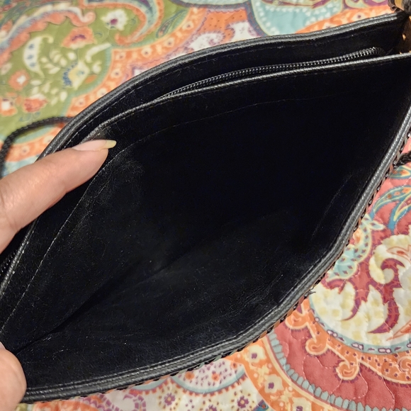 AE Black Metal Mesh Cross Body Bag - Picture 4 of 10